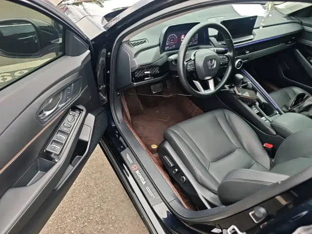 Honda Accord — Фото автомобиля 15
