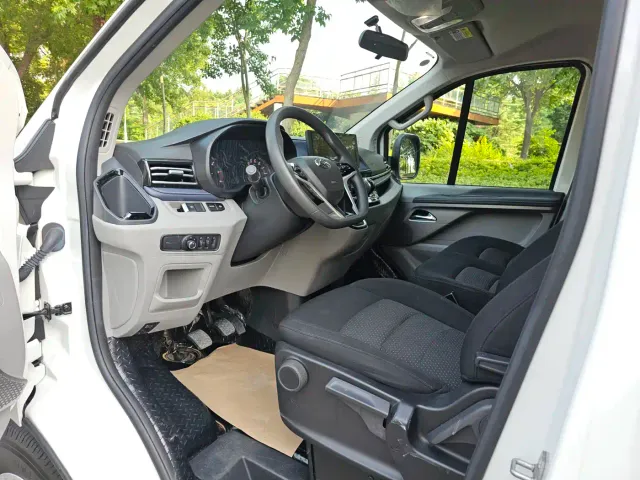 Maxus Xintu V70 — Фото автомобиля 10