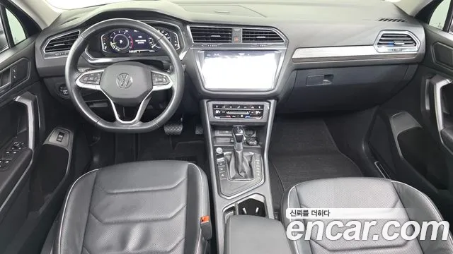 Volkswagen Tiguan — Фото автомобиля 10