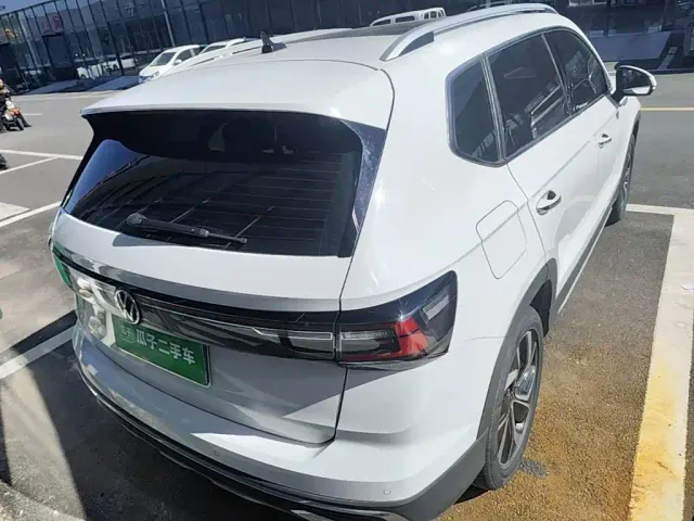 Volkswagen Tharu — Фото автомобиля 5