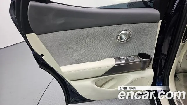Genesis GV60 — Фото автомобиля 25