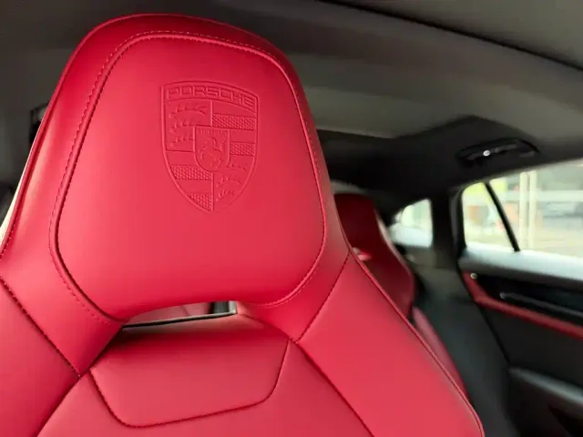 Porsche Panamera — Фото автомобиля 12
