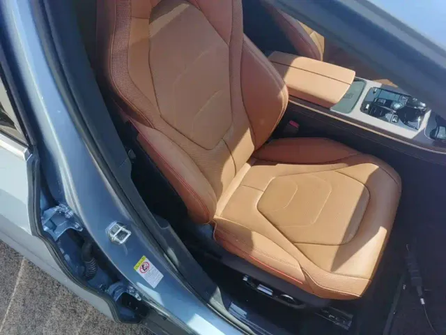 BYD Han 2023 EV Champion Edition 610KM AWD Flagship — Фото автомобиля 24