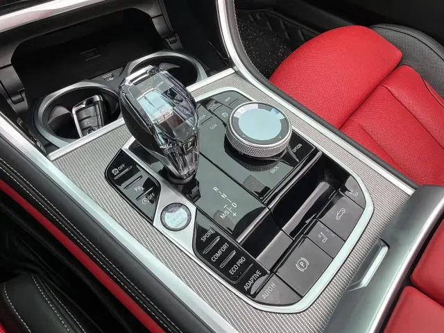 BMW 8 Series — Фото автомобиля 16