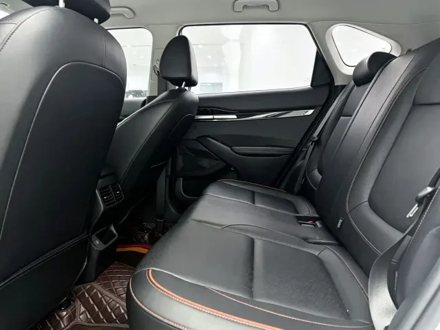 Kia Seltos — Фото автомобиля 12