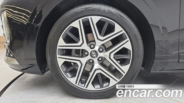 Hyundai Grandeur GN7 — Фото автомобиля 5