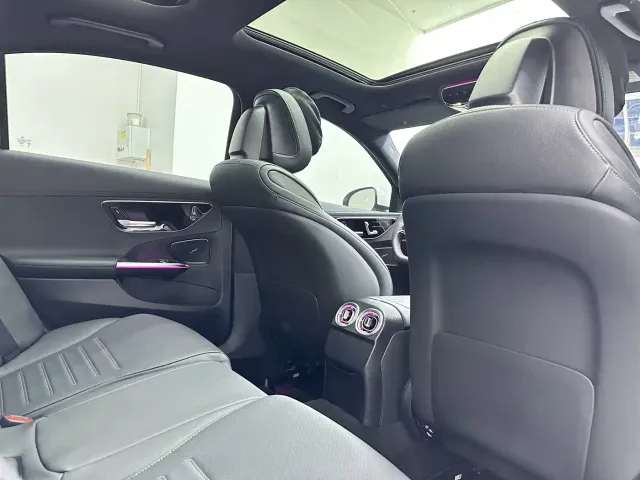 Mercedes-Benz C-Class — Фото автомобиля 13