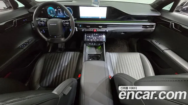 Hyundai Grandeur GN7 — Фото автомобиля 10