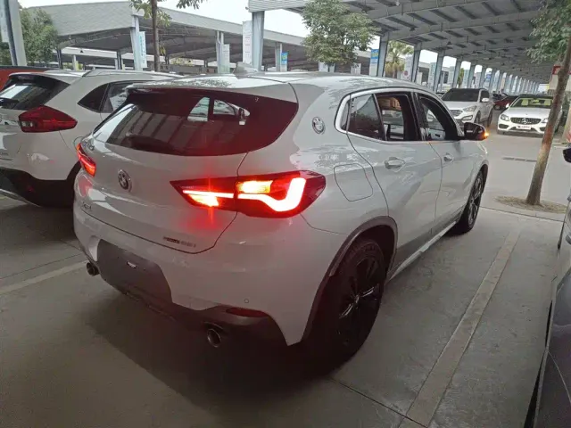 BMW X2 — Фото автомобиля 4