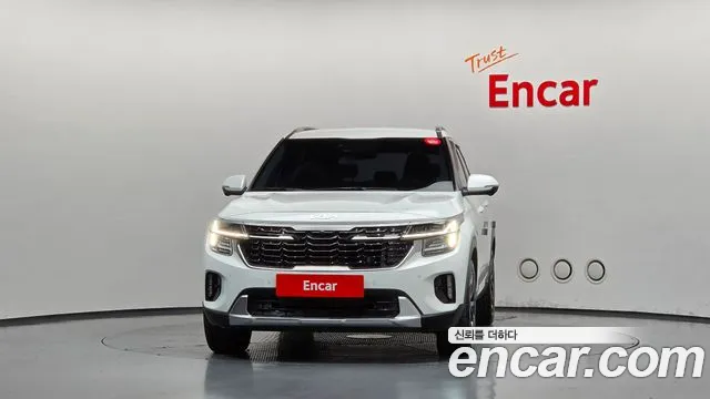 Kia Seltos — Фото автомобиля 3