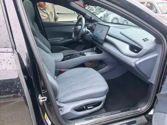 BYD Seal 06 GT — Фото автомобиля 7