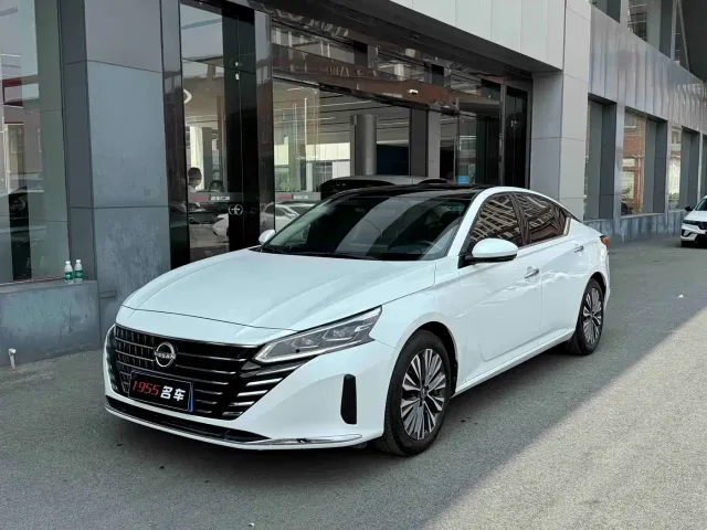 Фотография автомобиля — Nissan Teana