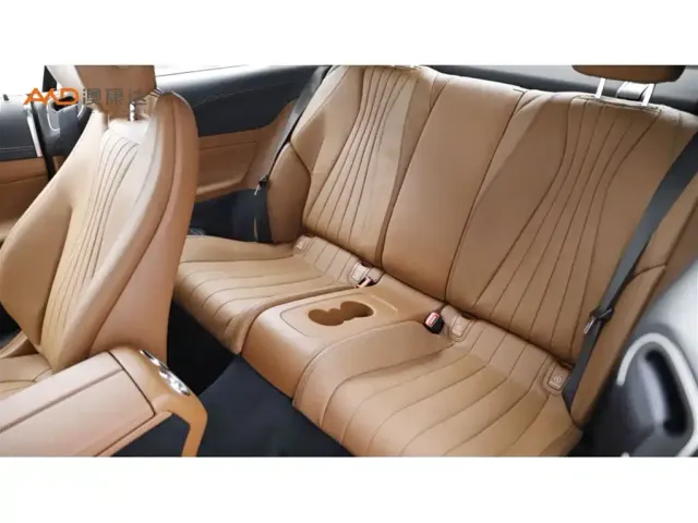 Mercedes-Benz E-Class — Фото автомобиля 7