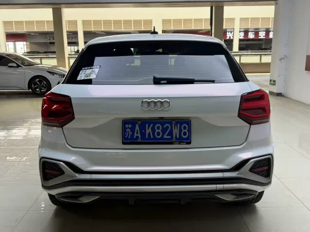 Audi Q2L — Фото автомобиля 19