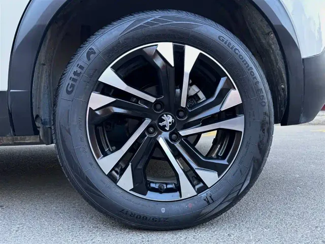Peugeot 2008 — Фото автомобиля 21