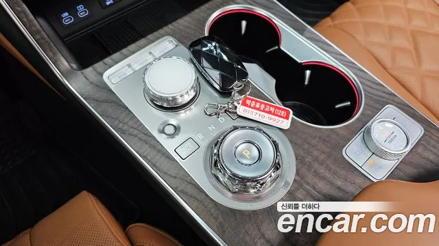 Genesis GV80 — Фото автомобиля 12