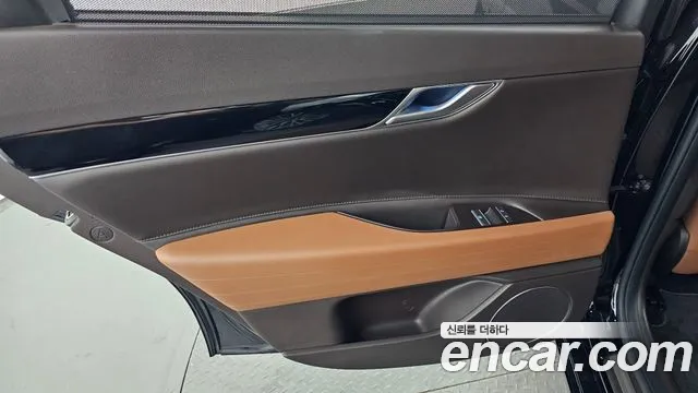 Genesis G80 Бензин 2.5 турбо 2WD — Фото автомобиля 22
