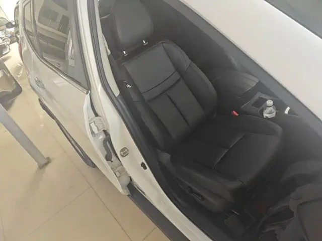 Nissan X-Trail — Фото автомобиля 15