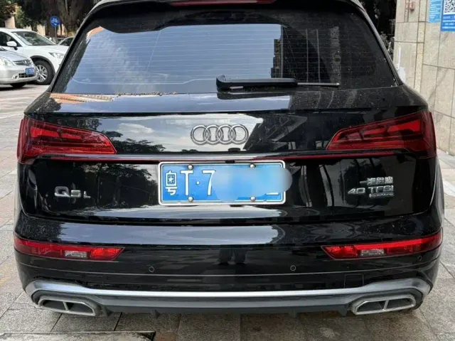 Audi Q5L — Фото автомобиля 4