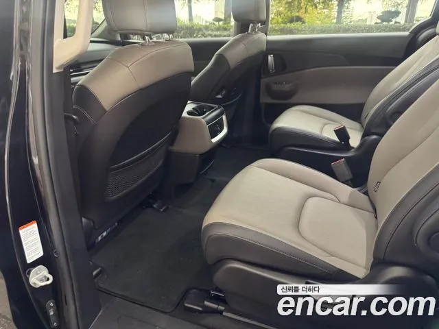 Kia Carnival 4th Gen — Фото автомобиля 9