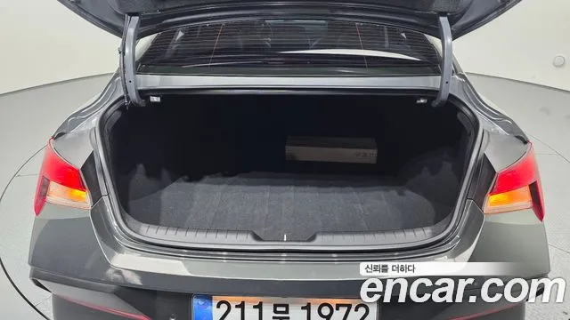 Hyundai Avante CN7 — Фото автомобиля 22