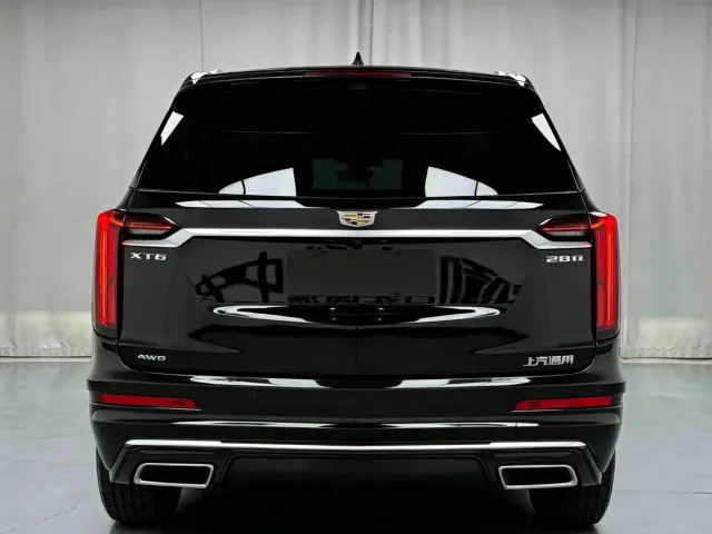 Cadillac XT6 — Фото автомобиля 10