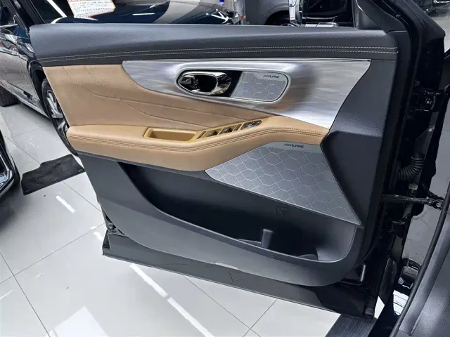 GAC Trumpchi ES9 — Фото автомобиля 12