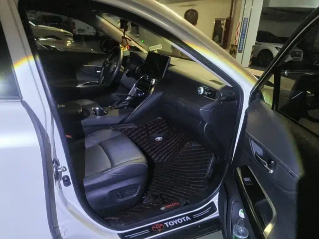Toyota Venza — Фото автомобиля 13