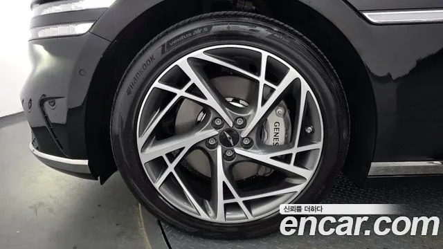 Genesis G90 Бензин 3.5 турбо AWD — Фото автомобиля 3