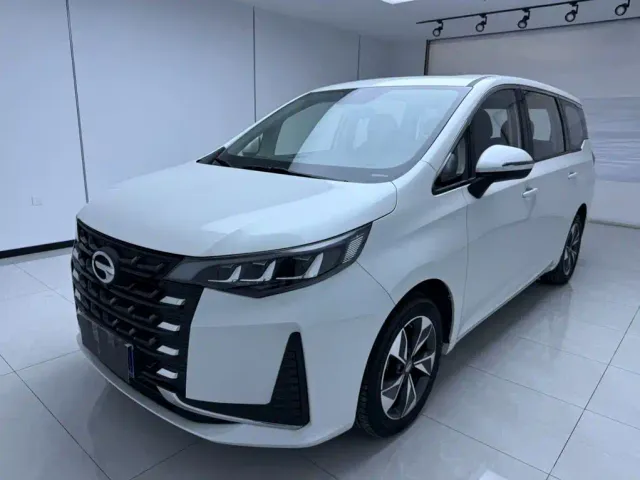 Фотография автомобиля — GAC Trumpchi M6