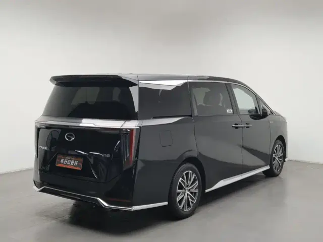 GAC Trumpchi M8 — Фото автомобиля 2