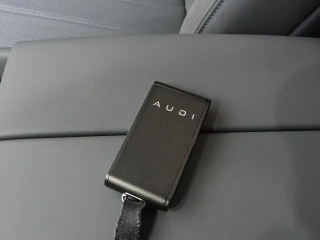 Audi E5 Sportback — Фото автомобиля 14