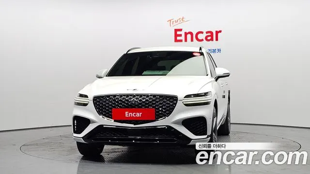 Genesis GV70 2.5T Бензин AWD — Фото автомобиля 3