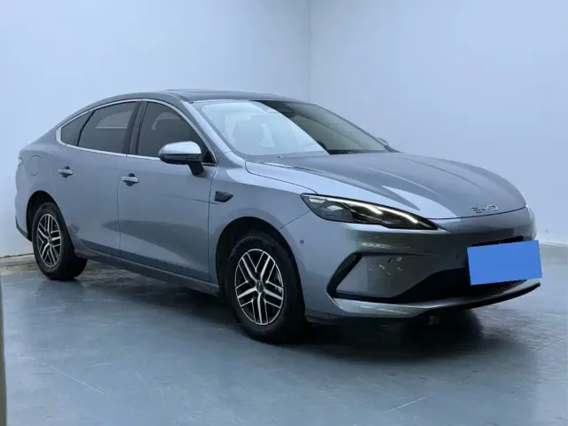 BYD Seal 05 DM-i — Фото автомобиля 2