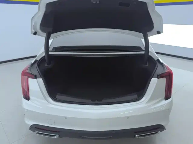 Cadillac CT5 — Фото автомобиля 4