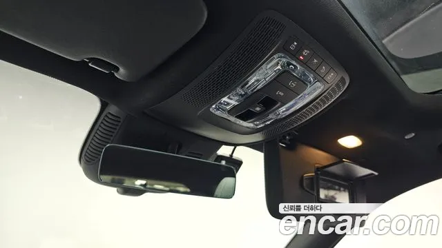 Mercedes-Benz GLB-Class — Фото автомобиля 16