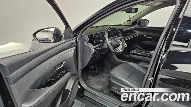 Hyundai Tucson Новый Tucson (NX4) Бензин 1.6 Turbo 4WD — Фото автомобиля 4