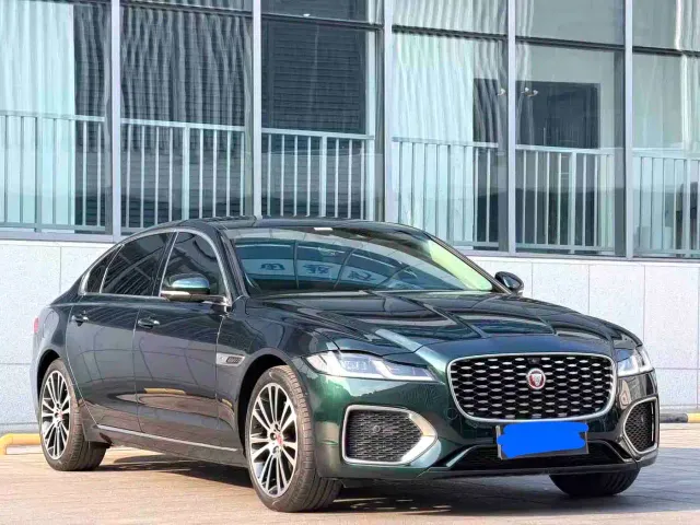 Jaguar XFL — Фото автомобиля 3