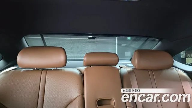 Genesis G80 Бензин 2.5 турбо AWD — Фото автомобиля 19