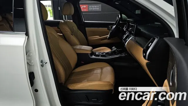 Kia Sorento Sorento 4-е поколение Бензин 2.5T 2WD — Фото автомобиля 23