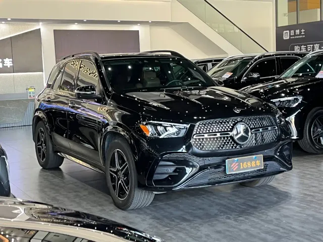 Mercedes-Benz GLE-Class — Фото автомобиля 3