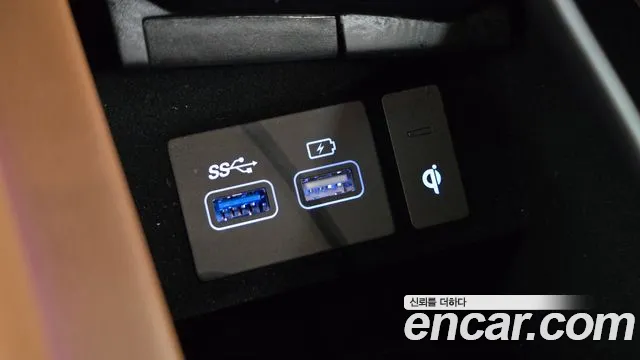Genesis GV70 — Фото автомобиля 19