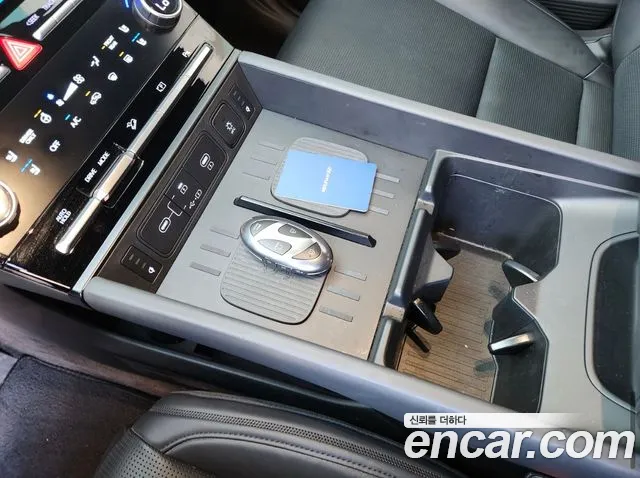 Hyundai Santa Fe MX5 — Фото автомобиля 9