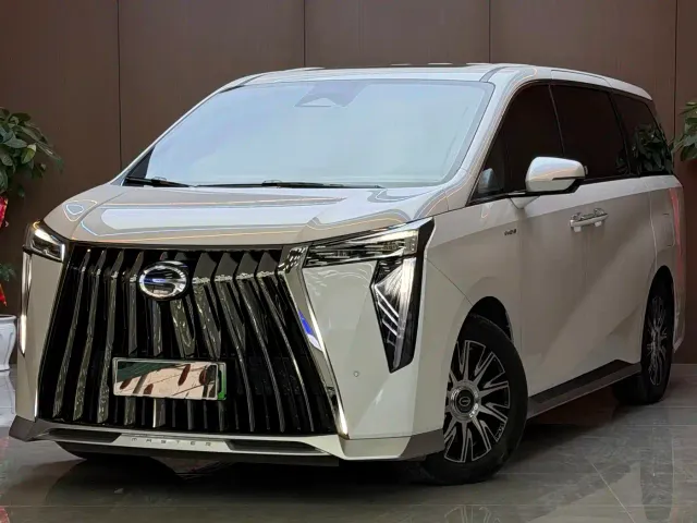GAC Trumpchi E9 — Фото автомобиля 2