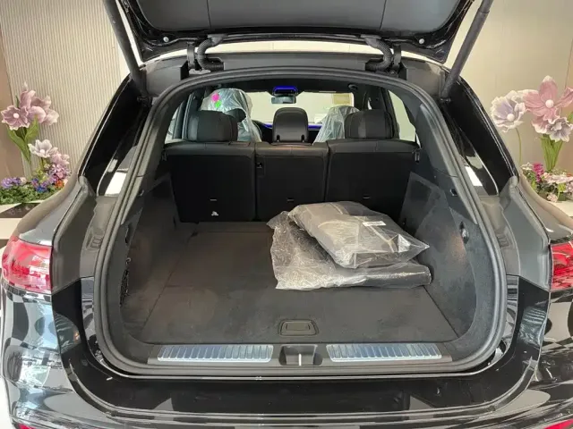 Mercedes-Benz Mercedes-Benz EQS SUV 2025 Model 500 4MATIC — Фото автомобиля 13