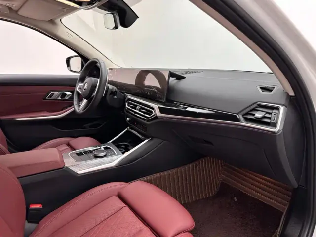 BMW 3 Series — Фото автомобиля 11