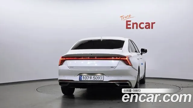 Kia K8 Hybrid — Фото автомобиля 4