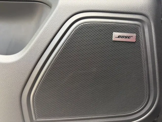 Porsche Macan — Фото автомобиля 16