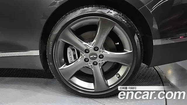 Genesis G80 RG3 — Фото автомобиля 6