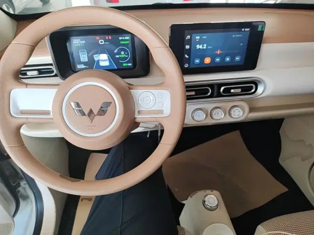 Wuling Hongguang Mini EV — Фото автомобиля 9